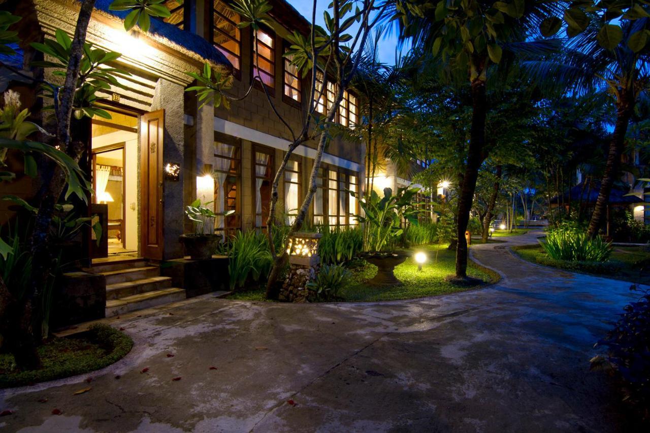 Desamuda Village Seminyak Exterior foto